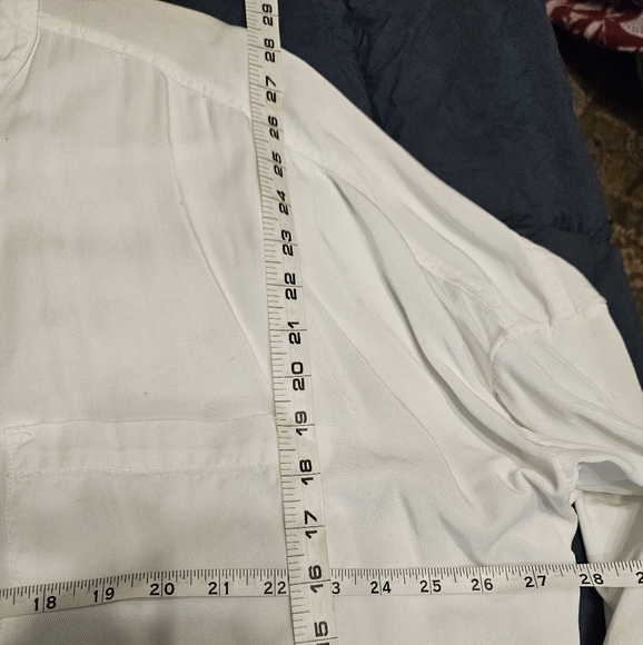 Lou & Grey for Loft White Oversized Fit Button Up Shirt Basic Staple Pockets - Picture 10 of 11